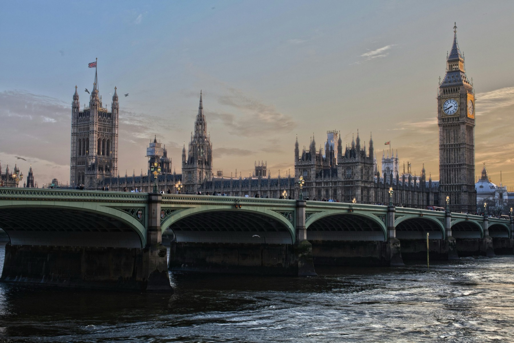 UK Economy Bounces Back